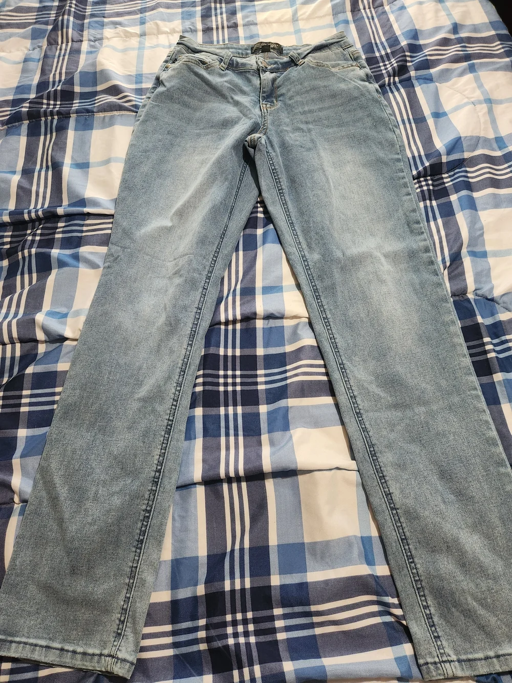 Judy Blue Boyfriend Fit Light Wash High-Rise Jeans